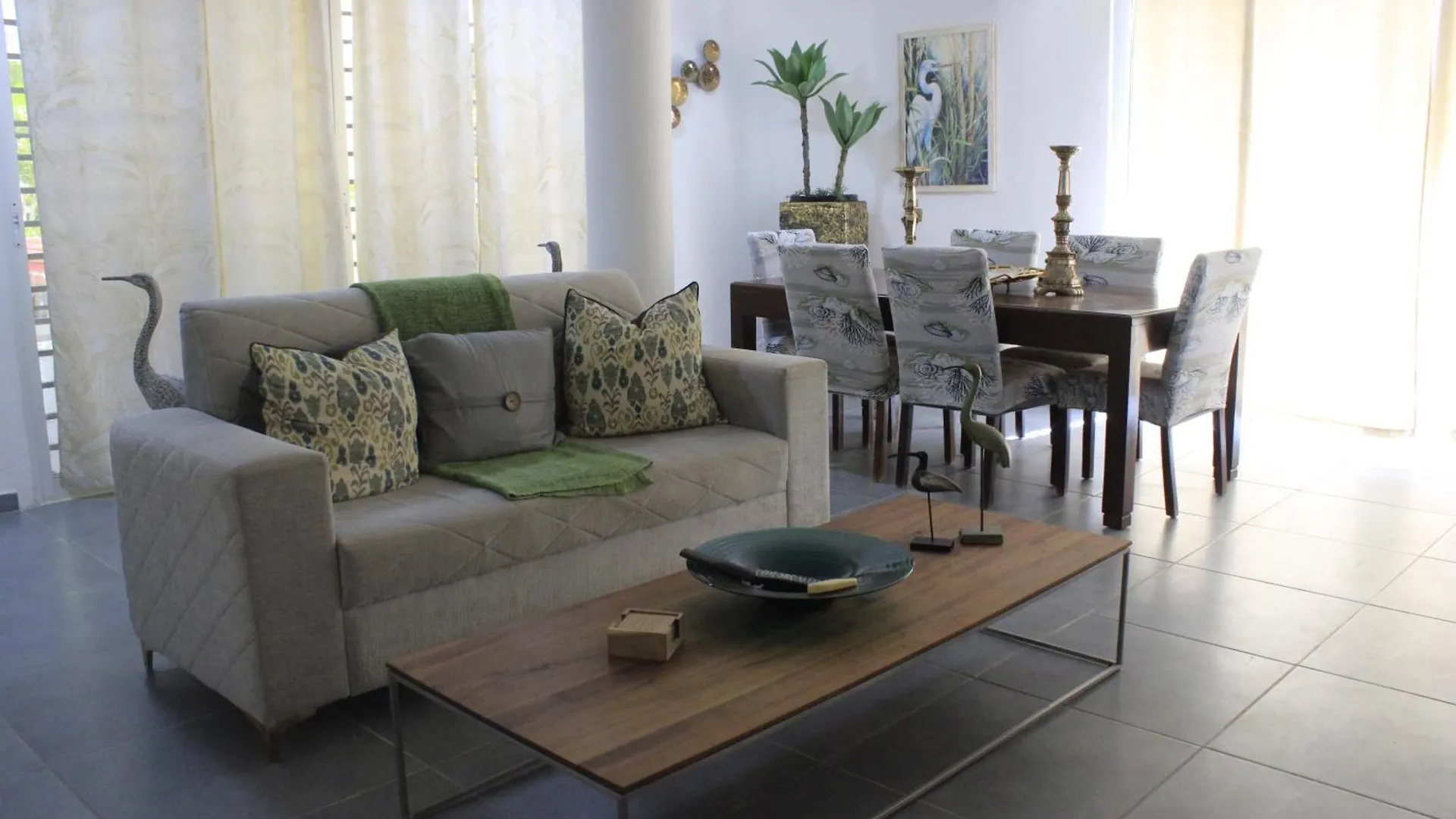 Private Pool, With Access To Beach Club, Vsandra, 2Br بونتا كانا 0*,
